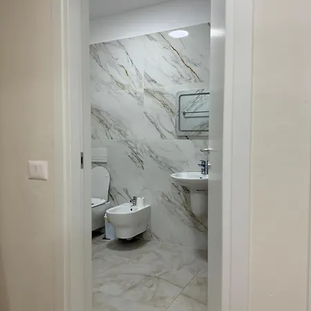 Denny'S Apartment Lincoln Center Tirana Extérieur photo
